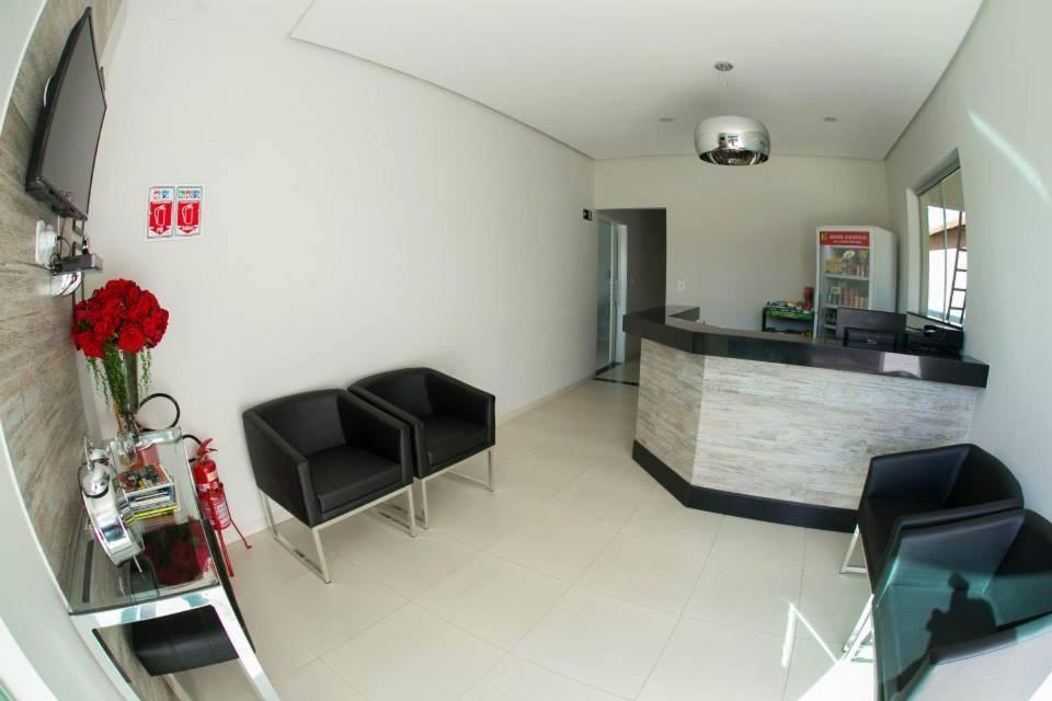 Hotel Imperio Paranaiba Bagian luar foto