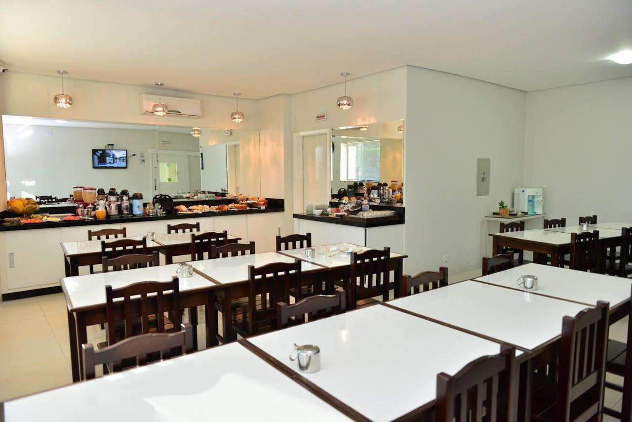 Hotel Imperio Paranaiba Bagian luar foto