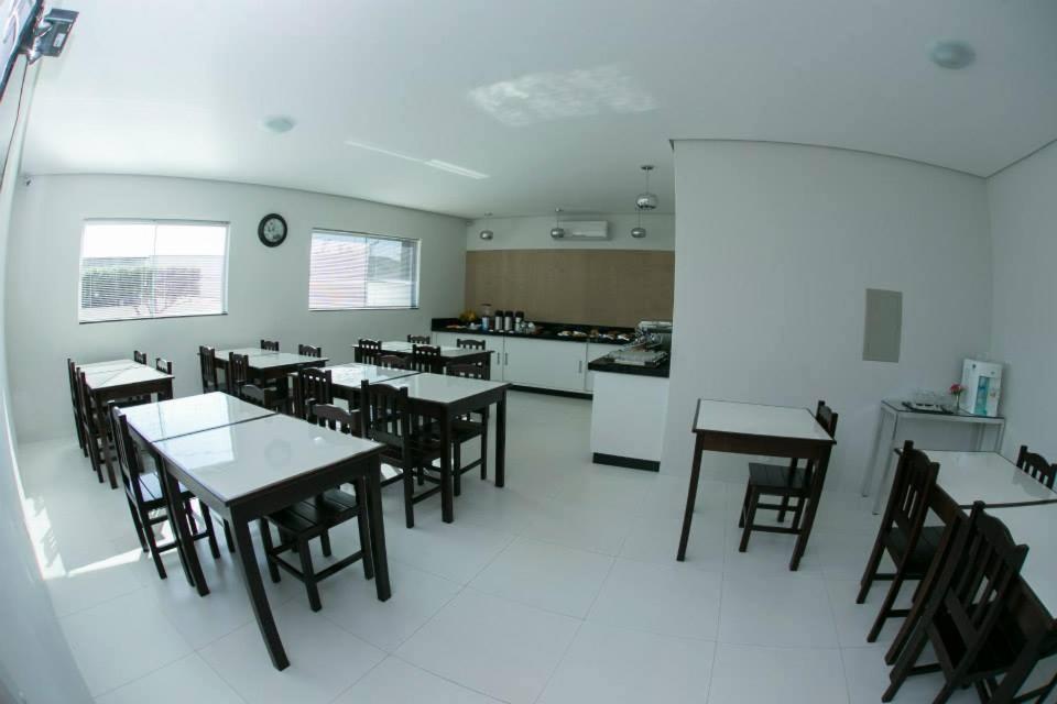 Hotel Imperio Paranaiba Bagian luar foto